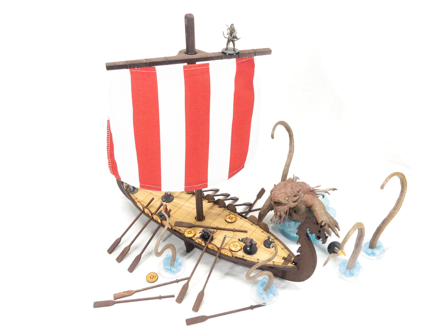 Magnetic Viking Longship with Mast, Yard and Sail for TTRPGs like D&D, Pathfinder, Daggerheart | Painted, Ready for Use